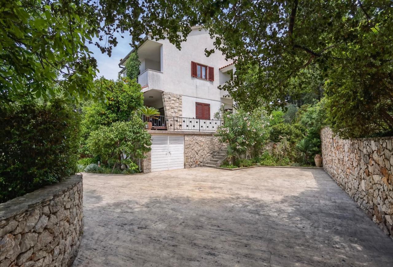 Jees Exclusive Hvar *